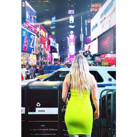 Meet your Posher, Claire - Picture 1 of 1